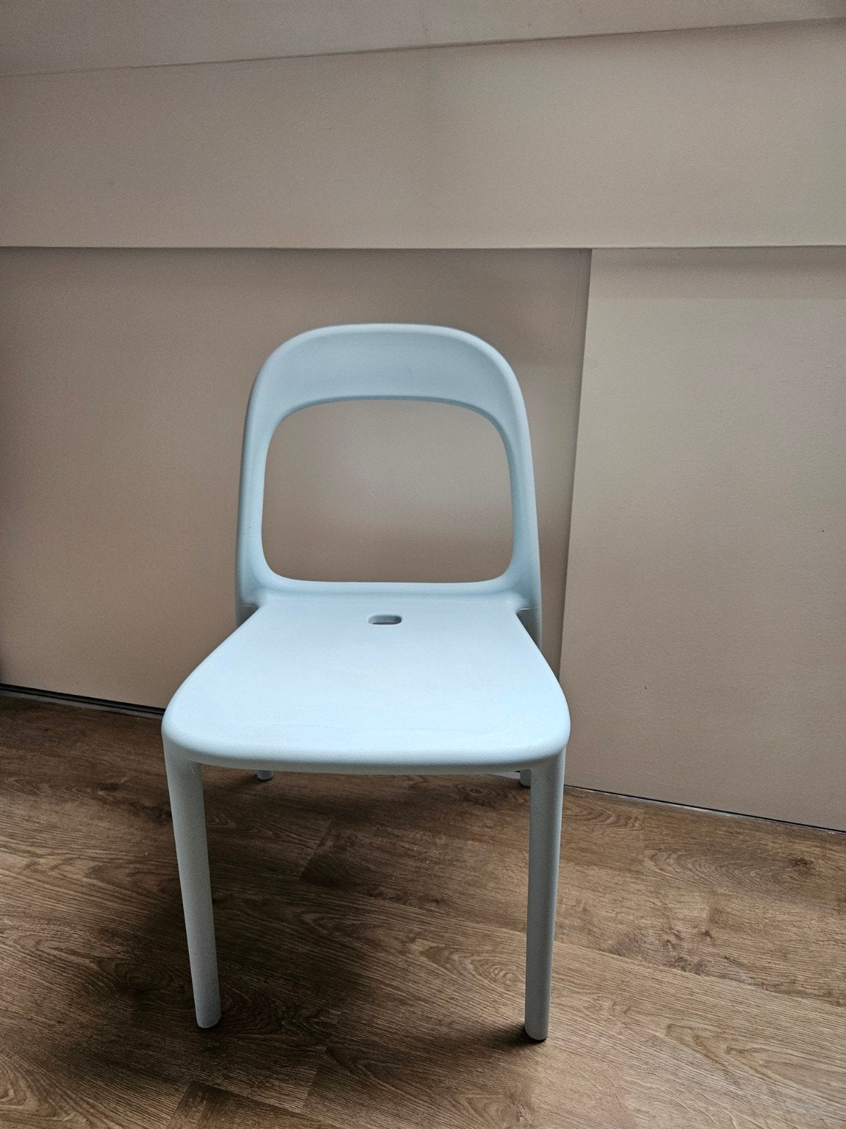 Ikea Urban stoel -discontinued, Huis en Inrichting, Stoelen, Ophalen, Gebruikt, Blauw, Kunststof