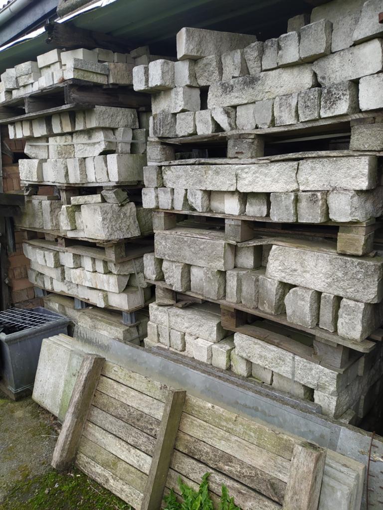 Breuksteen metsel natuurstenen, Ophalen, Natuurstenen