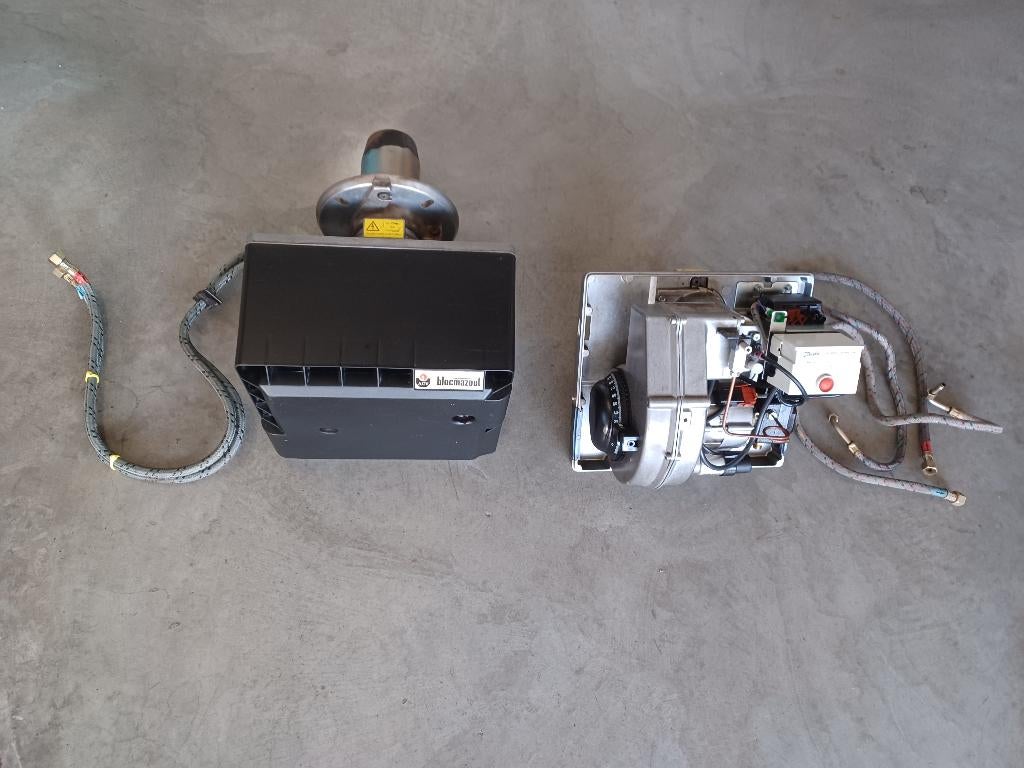 2 mazout branders acv blocmazout, Ophalen, Gebruikt, Onderdeel, Ouder dan 10 jaar