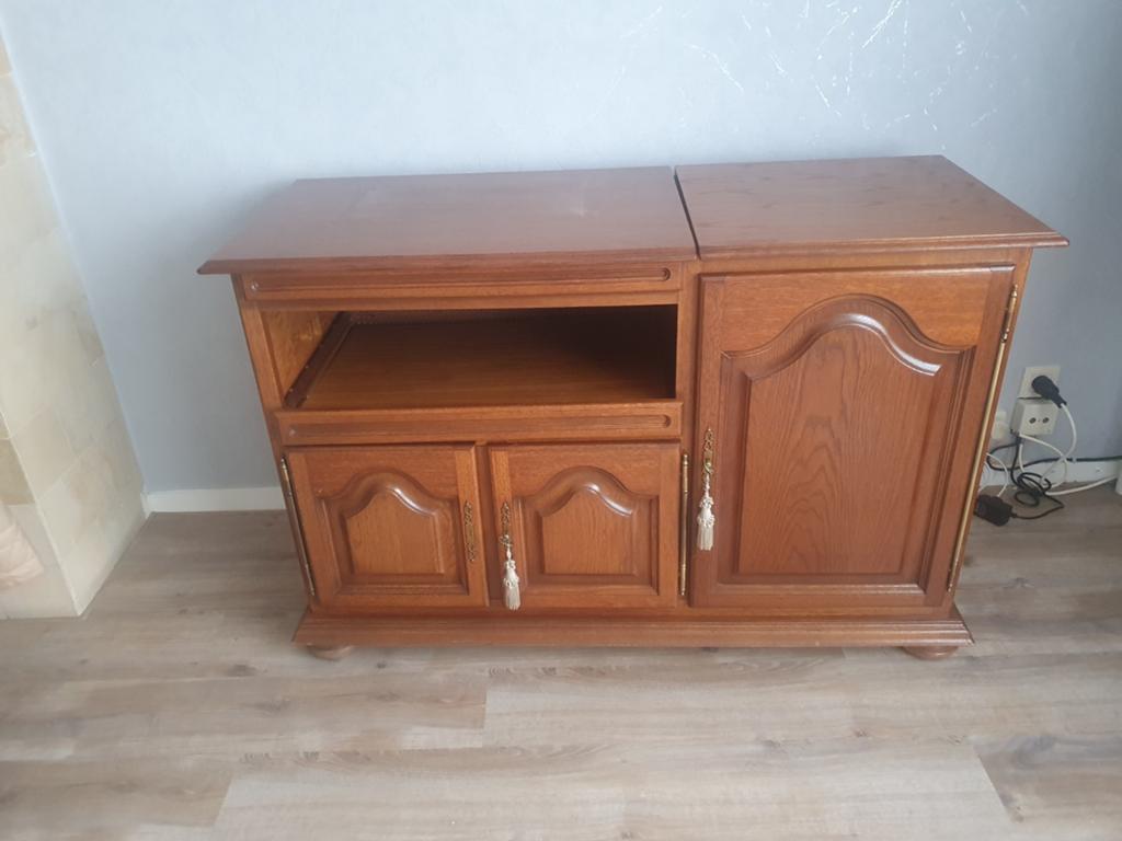 Tv meubel, Ophalen