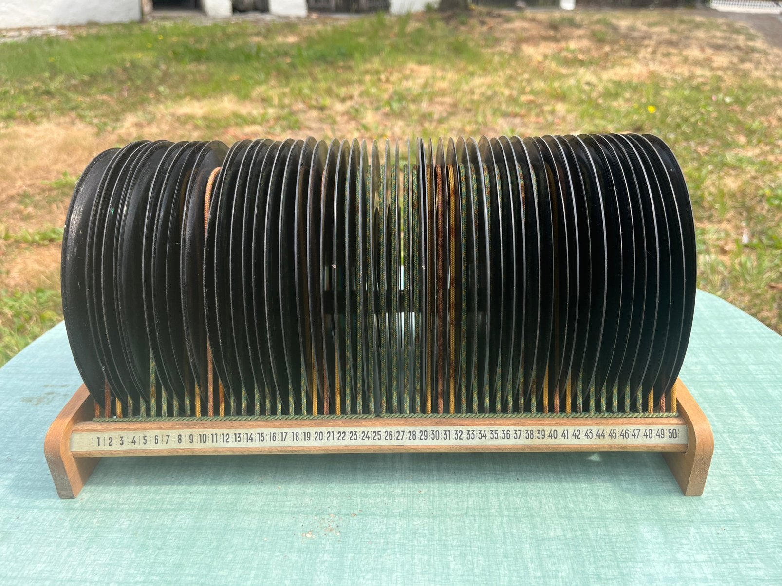 Vintage platenhouder met platen in, Ophalen
