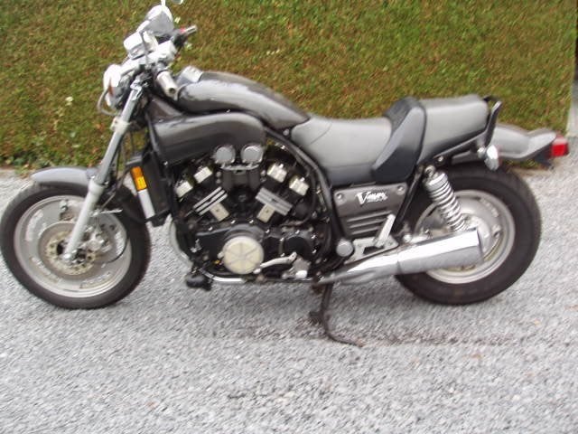 Yamaha VMX 1200 V Max, Occasion, Particulier, 4 cylindres, 1200 cm³