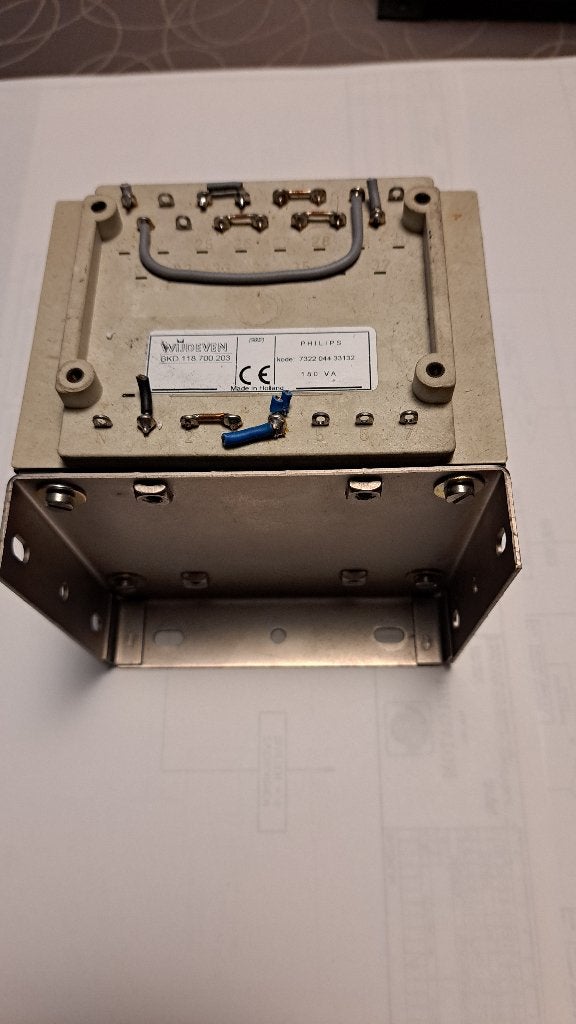 2x transfo 180VA Prim: 110/240V  Sec: 2 tot 36 zie plaatje, Elektronische apparatuur, Ophalen, Gebruikt