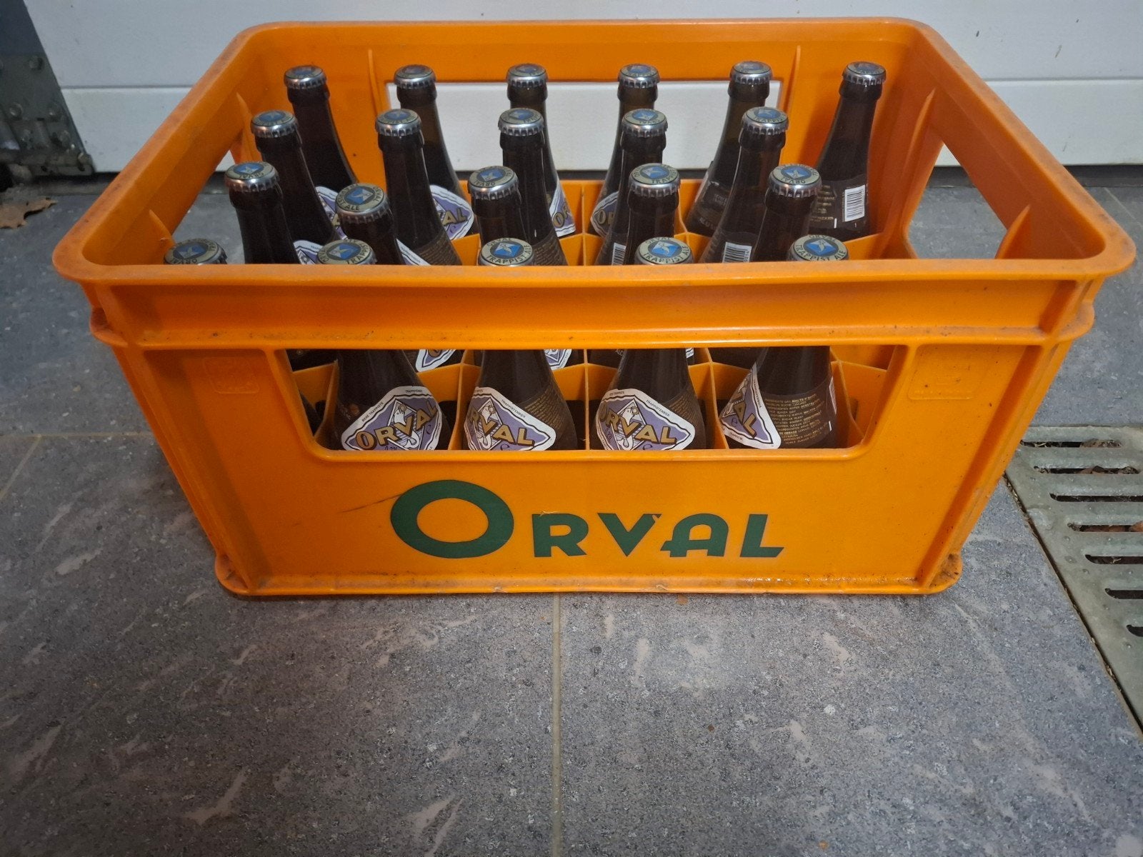 ancien casier avec 21 bouteilles de 2019
pas d envoi, Enlèvement, Bouteille(s)