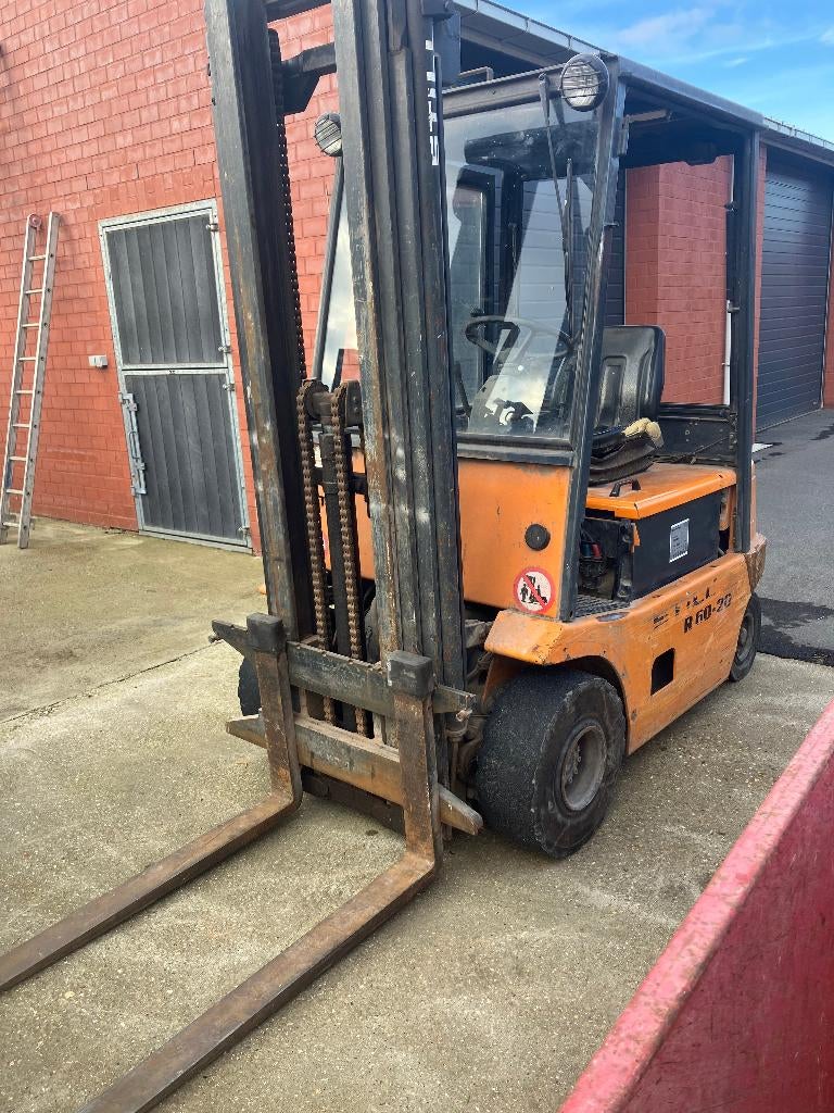 heftruck still, Diensten en Vakmensen