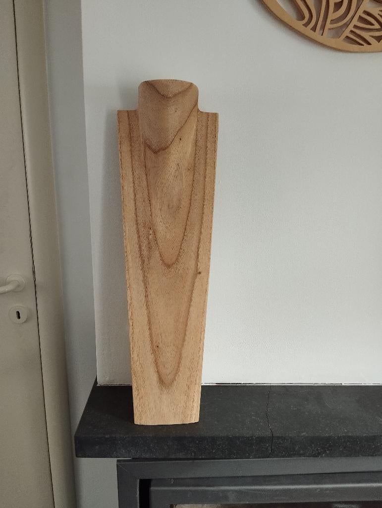 Buste en bois pour collier : Hauteur : 61 cm, Enlèvement, Comme neuf