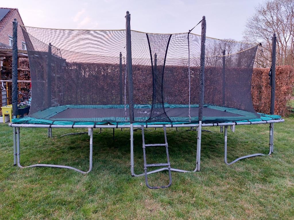trampoline, Enlèvement, Utilisé