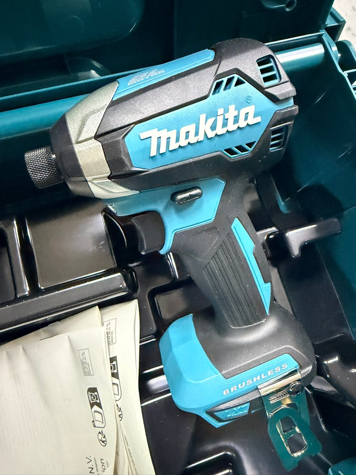 Makita DTD153Z slagschroevendraaier, Makita Europe N.V., Nieuw, Klopboormechanisme, Jan-Baptist Vinkstraat 2 3070 Kortenberg België
