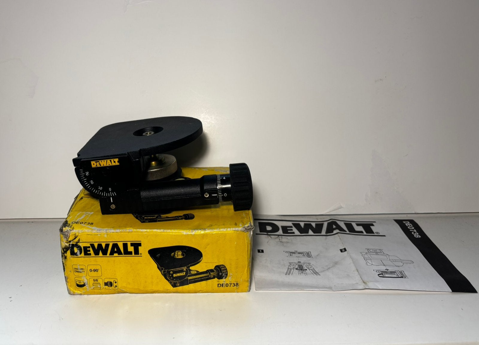 Adaptateur d'inclinaison laser DeWalt DE0738, Bricolage & Construction, Enlèvement ou Envoi, Comme neuf