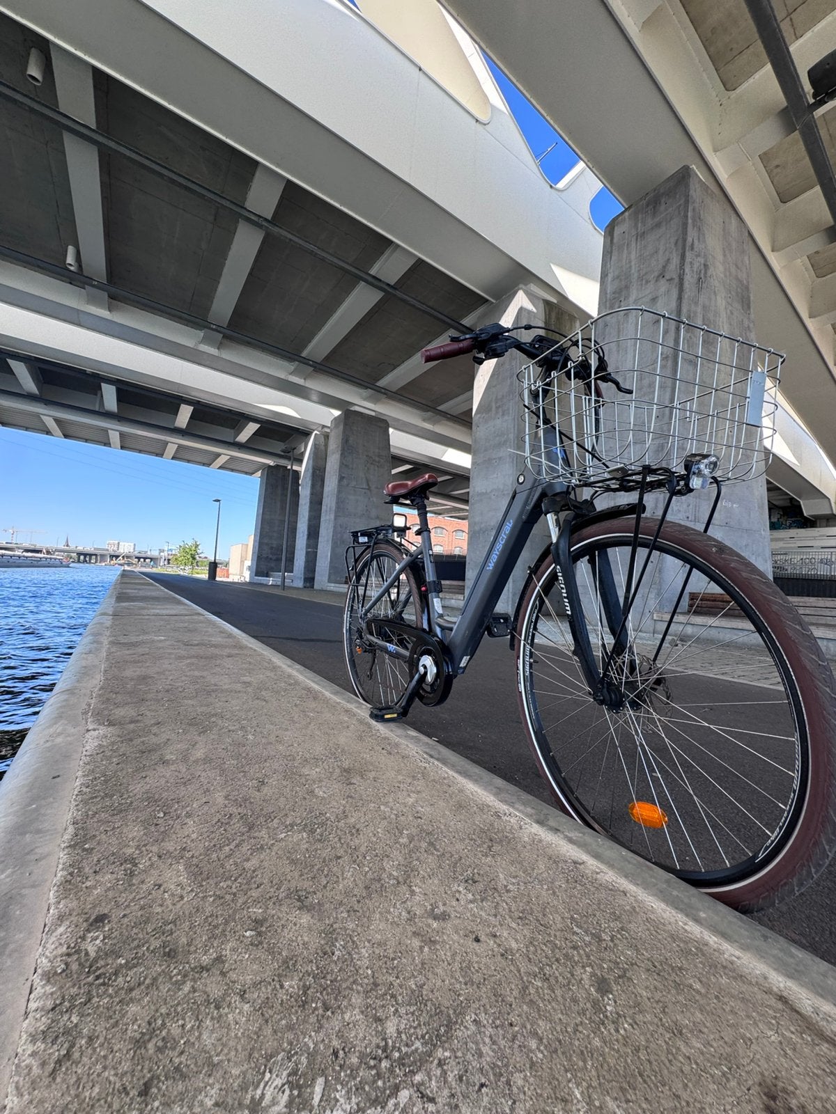 Electrische fiets, Fietsen en Brommers, Ophalen, Zo goed als nieuw