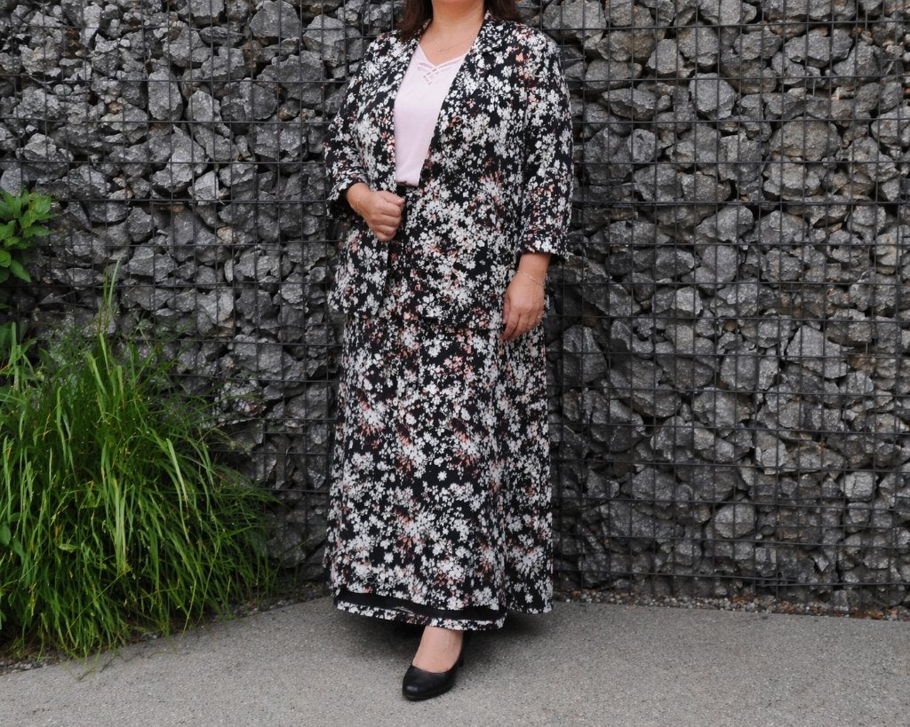 M166. Ensemble femme fleuri. Taille 46/48,, Enlèvement ou Envoi, Comme neuf, Multicolore, Jupe