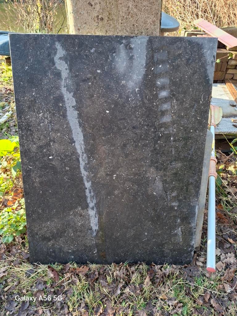 Blauwe steen 72 x 92 x 2 cm, Ophalen, Border