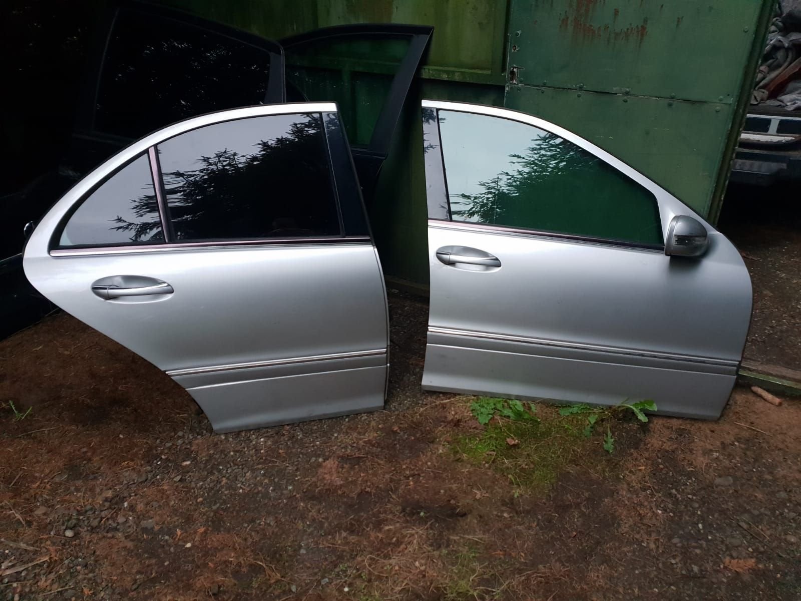 MERCEDES C KLASSE SEDAN PORTIEREN RV+RA  BJ 2002 TOT 2005, Utilisé, Porte, -, -