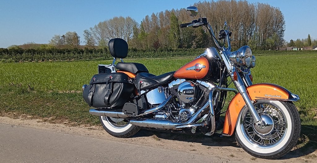 HARLEY DAVIDSON softail heritage classic FLSTC 2016   5HD, 2 cilinders, 1690 cc, Chopper, Gebruikt