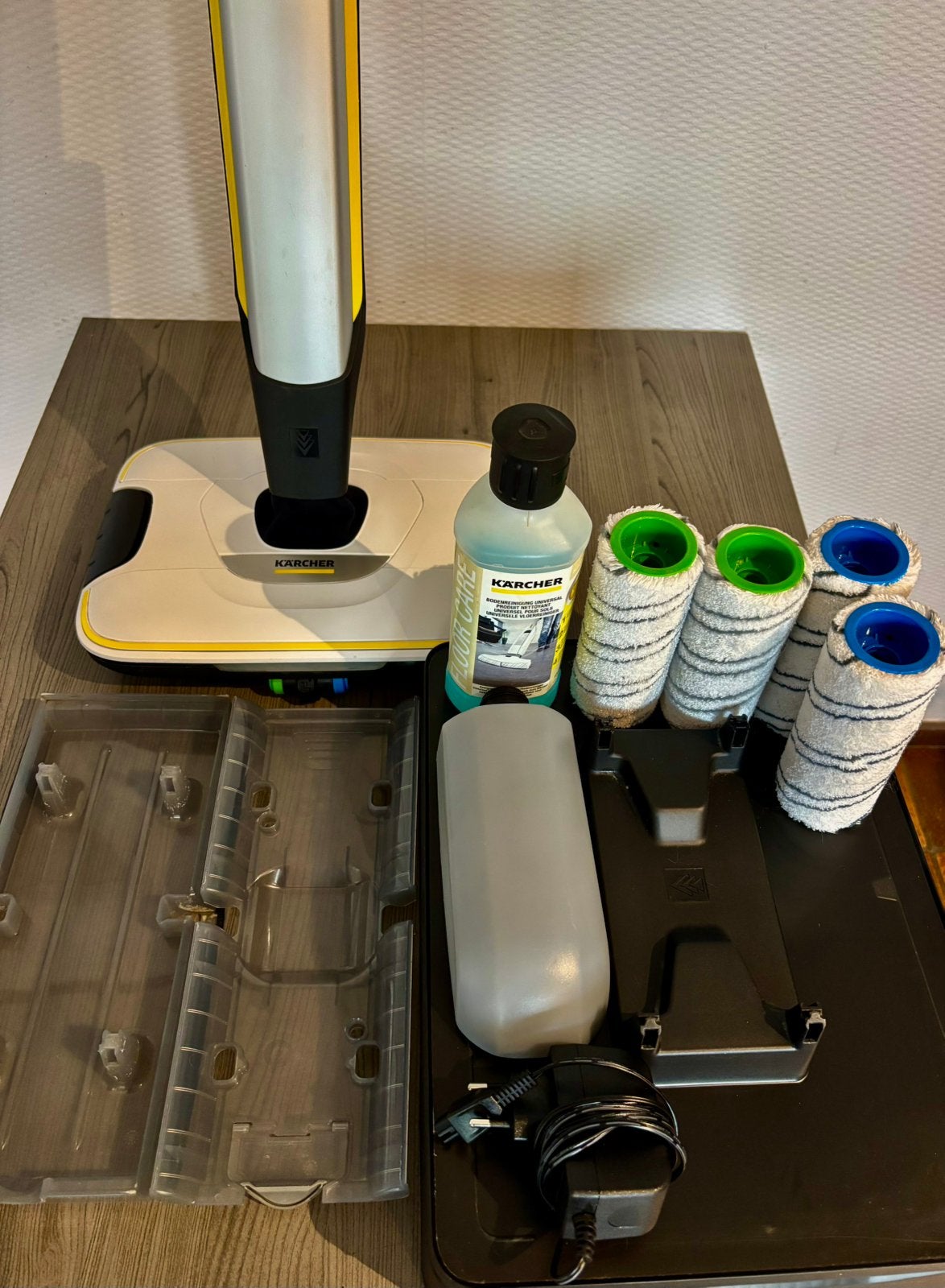 Karcher FC7 cordles Premium, Huis en Inrichting, Ophalen