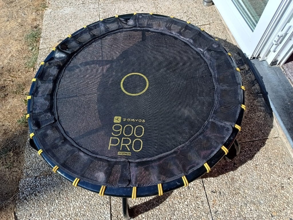 Trampoline Domyos 900 Pro – Très bon état – 30 €, Ophalen, Gebruikt