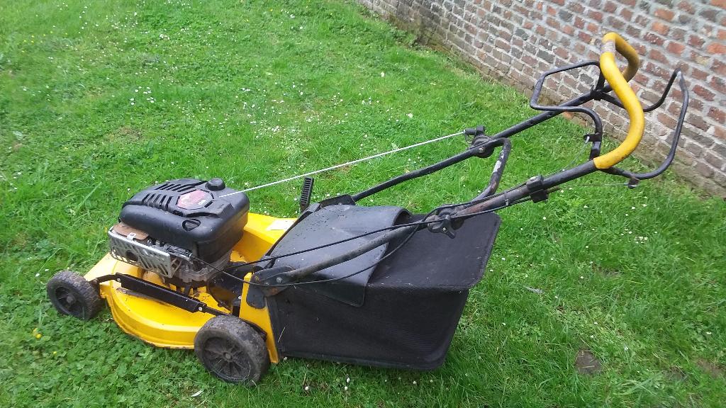 6cv benzine grasmaaier met aluminium behuizing, Ophalen, Cirkelmaaier, Gebruikt, Granja