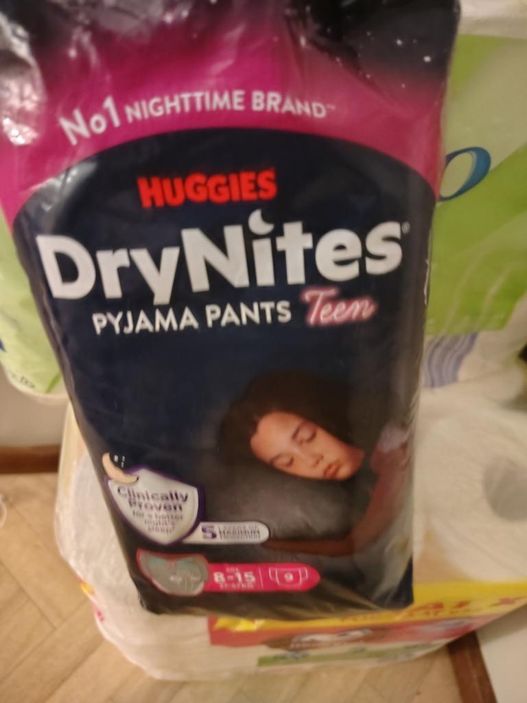 nummer 9 broekpampers, Kinderen en Baby's, Kinderkleding | Overige, Ophalen