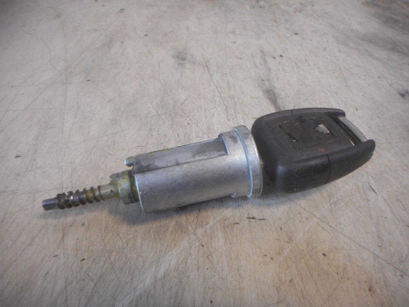 NEIMAN / COMMUTATEUR D ALLUMAGE + CLEF Opel Astra G (F69), Opel, Opel Automobile GmbH, Utilisé, Kontakt-opel@opel.com