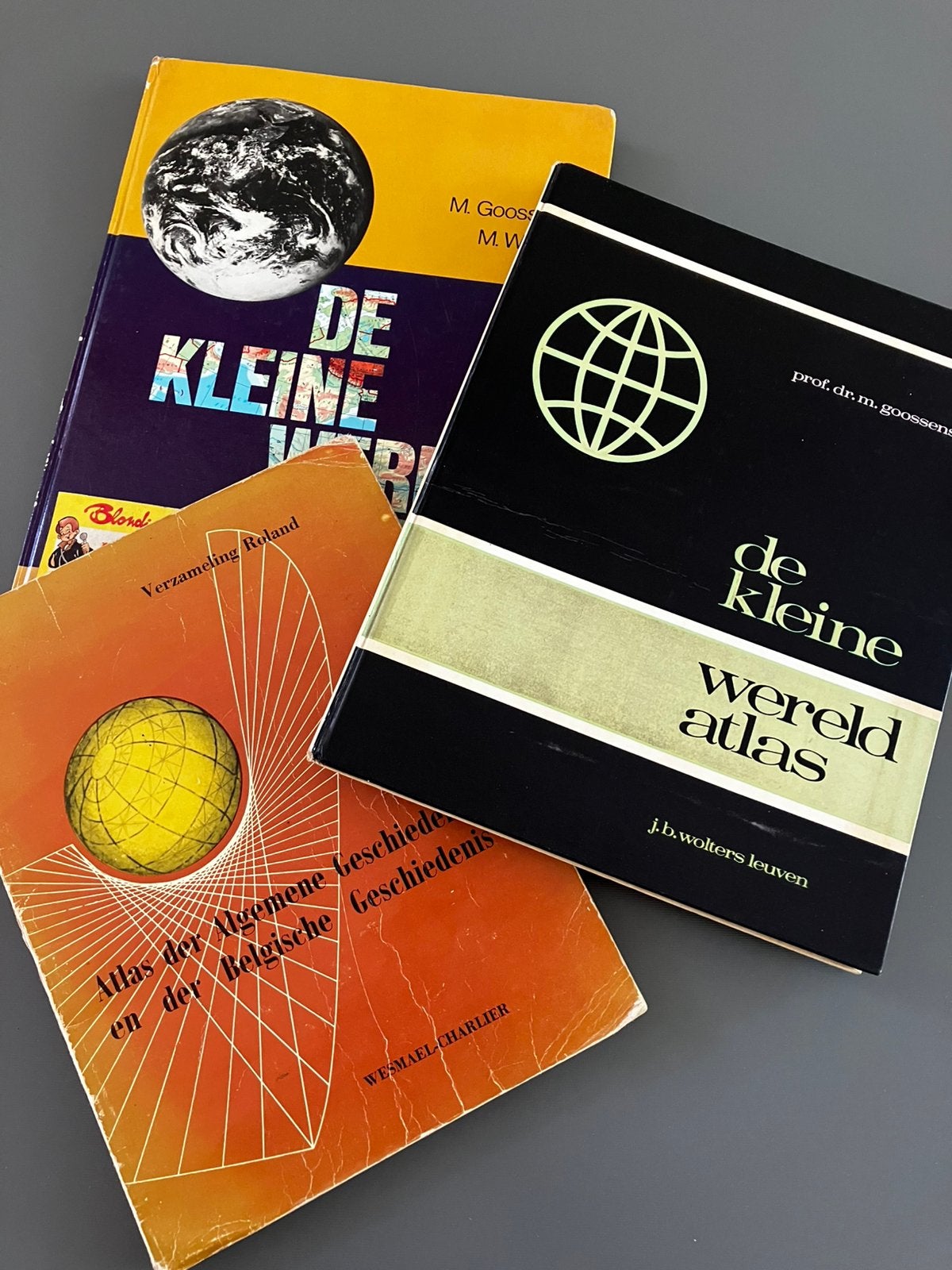 Lot 3 VINTAGE Wereldatlassen 1974/76/77., Enlèvement ou Envoi