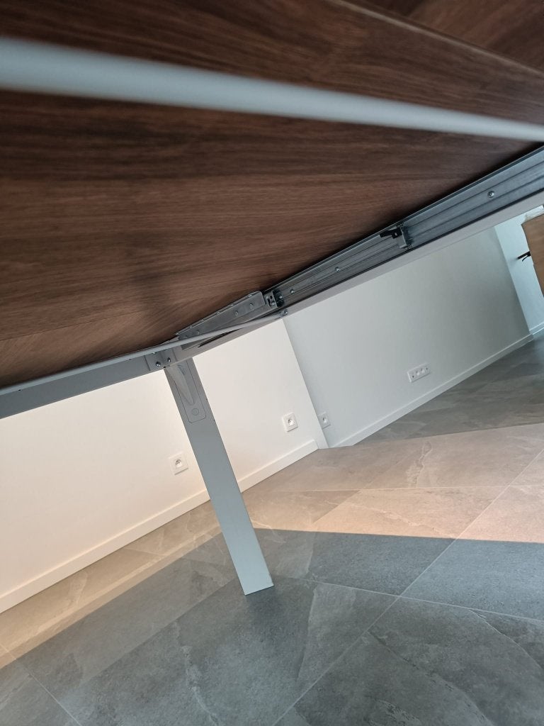 Houten tafel met ijzeren onderstel, Huis en Inrichting, Ophalen, Gebruikt, 100 tot 150 cm, 200 cm of meer