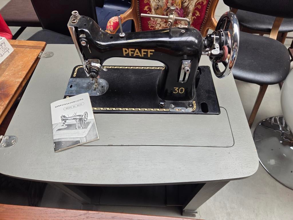 Naaimachine Pfaff 30, Ophalen