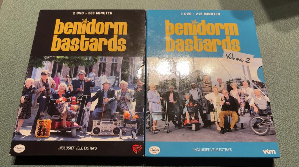 Benidorm bastards complete serie (zeer goede staat), Cd's en Dvd's, Alle leeftijden, Ophalen of Verzenden, Zo goed als nieuw, Boxset