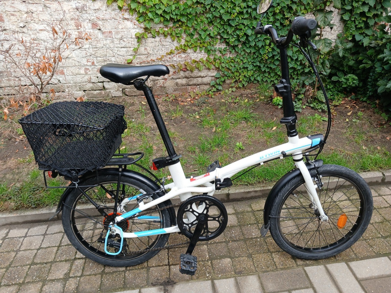 velo pliable tilt 500, blanc ,bleu clair ,petite et grande e, Autres marques, Vitesses, Frein sur jante, Comme neuf