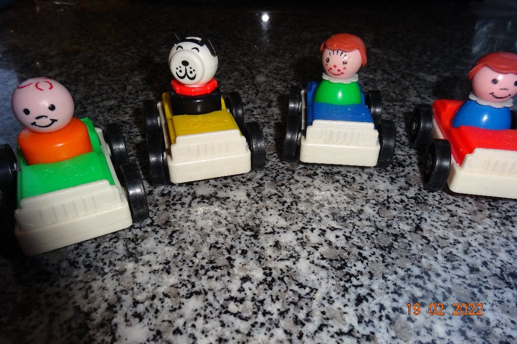 Fisher price,set 4 autootjes-popjes*VINTAGE*, Kinderen en Baby's, Ophalen of Verzenden