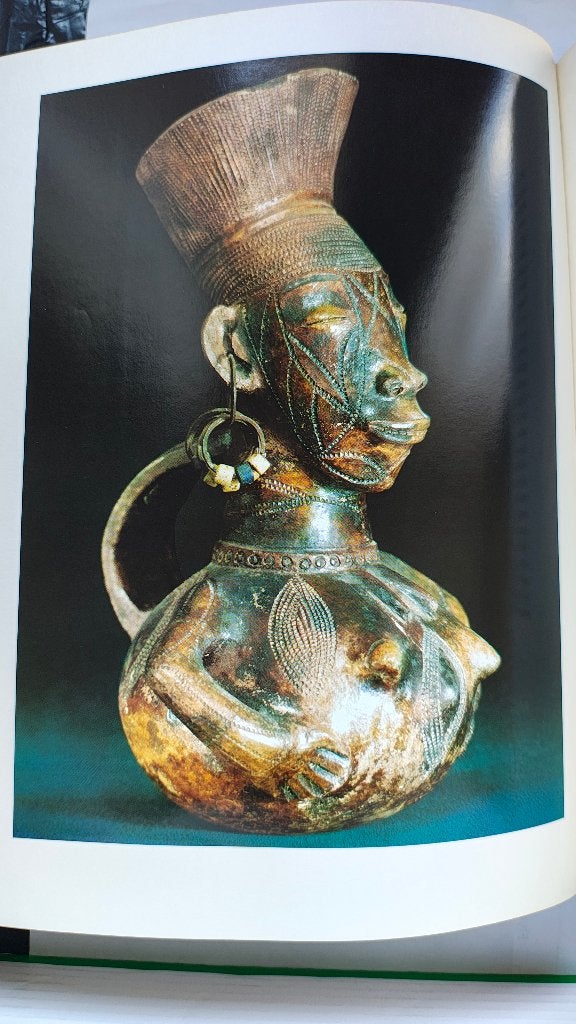 Art Afrique Noire au pays fleuve Zaïre livre  Congo, Antiquités & Art, Afrique, Envoi, Masque, Blanc