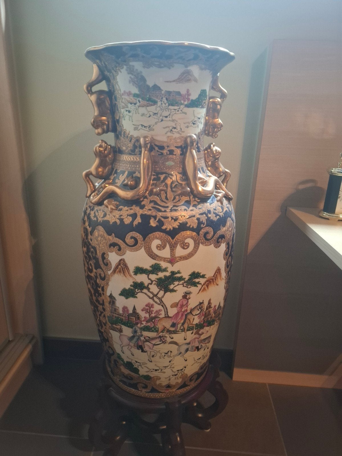 koppel chinese vazen, Enlèvement
