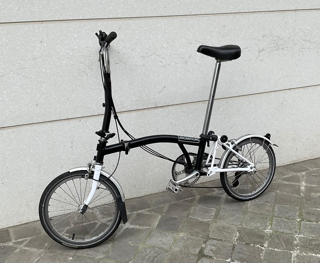 Zwart-witte Brompton M6L, Ophalen of Verzenden, Gebruikt