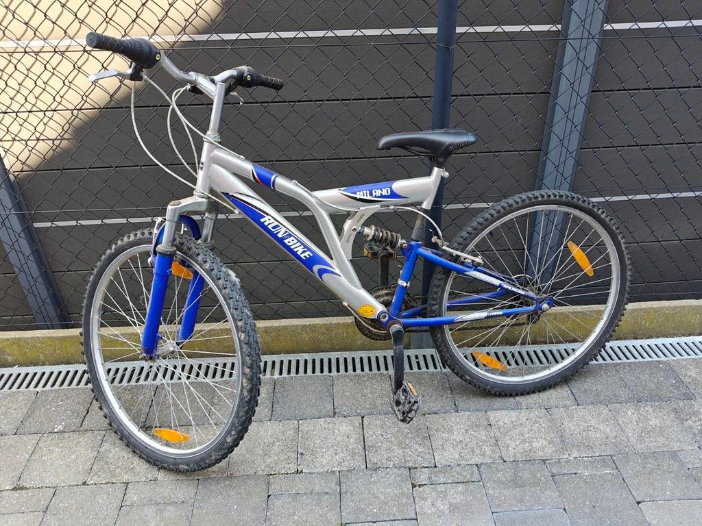 Fietsen en 1 fietsen rek, Ophalen