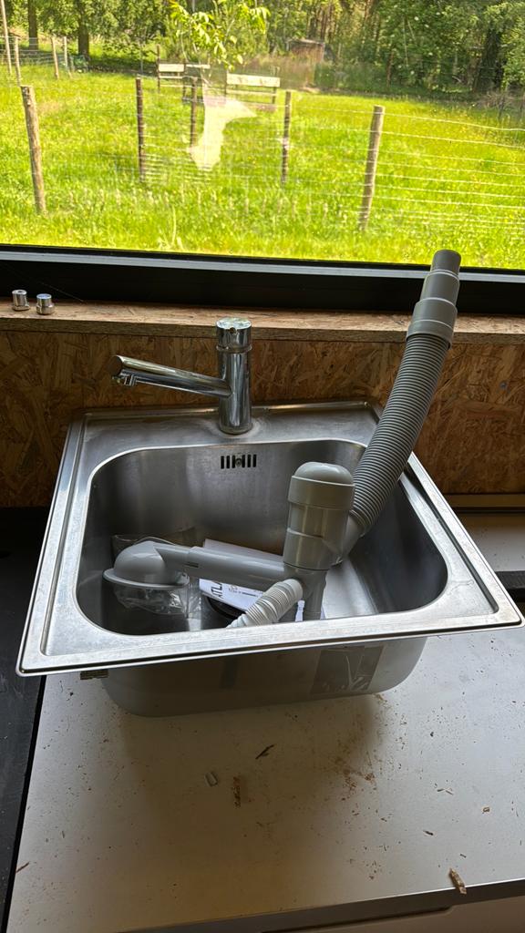Ikea spoelbak met kraan en afvoer, Enlèvement, Utilisé