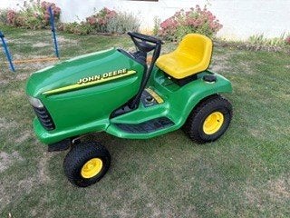 Tracteur tondeuse sans plateau de coupe, JOHN DEERE, Tondeuses à gazon à essence, Démarrage électrique, Enlèvement