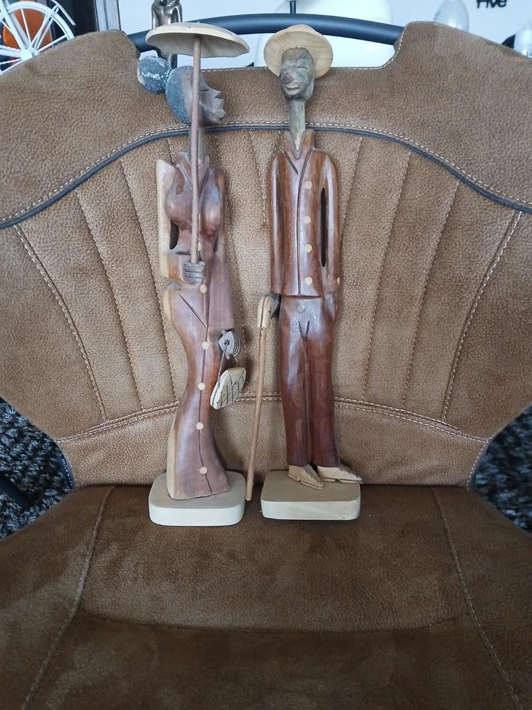 Afrikaanse houten beelden – man & vrouw – handgesneden look, Antiek en Kunst, Ophalen, Groep mensen, Handgemaakt, 20 - 50 cm