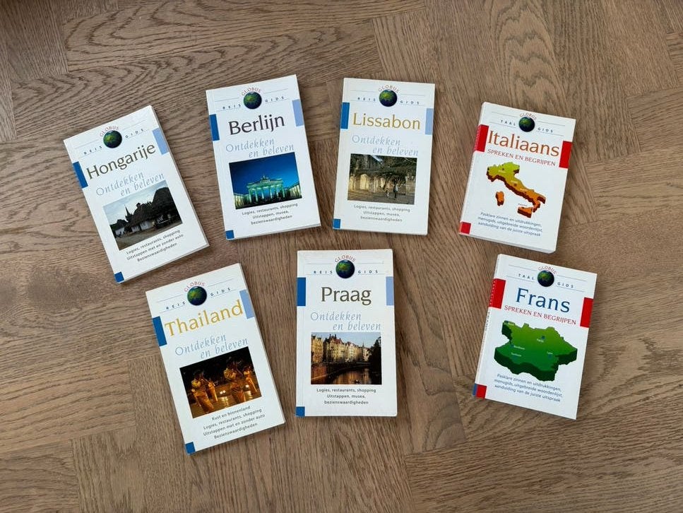 Reis en taalgids Globus, Boeken, Ophalen of Verzenden, Zo goed als nieuw, Taalgids