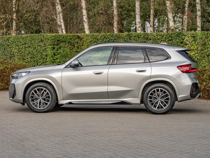 BMW X1 sDrive18i, Auto's, Parkeerassistent, 136 pk, Bedrijf, 5 deurs