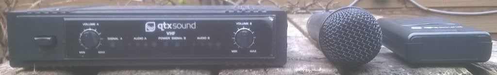 Microfoons draadloos 2 stuks, QTX-Sound, Musique & Instruments, Microphones, Enlèvement ou Envoi, Comme neuf, Micro chant, Sans fil