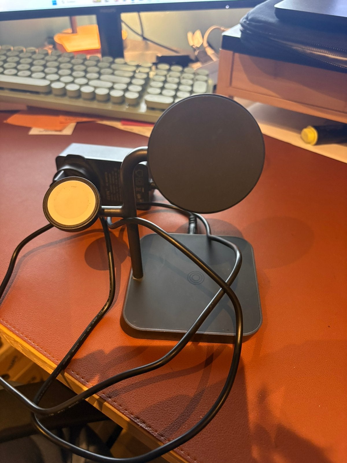 3 in 1 charger 15W, Telecommunicatie, Zens, Draadloze oplader, Ophalen of Verzenden, Zo goed als nieuw