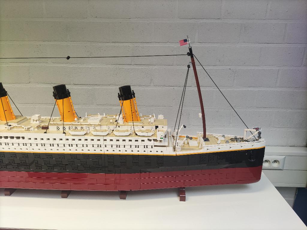 Lego 10294 Titanic, Ophalen, Lego, Zo goed als nieuw, Compleet
