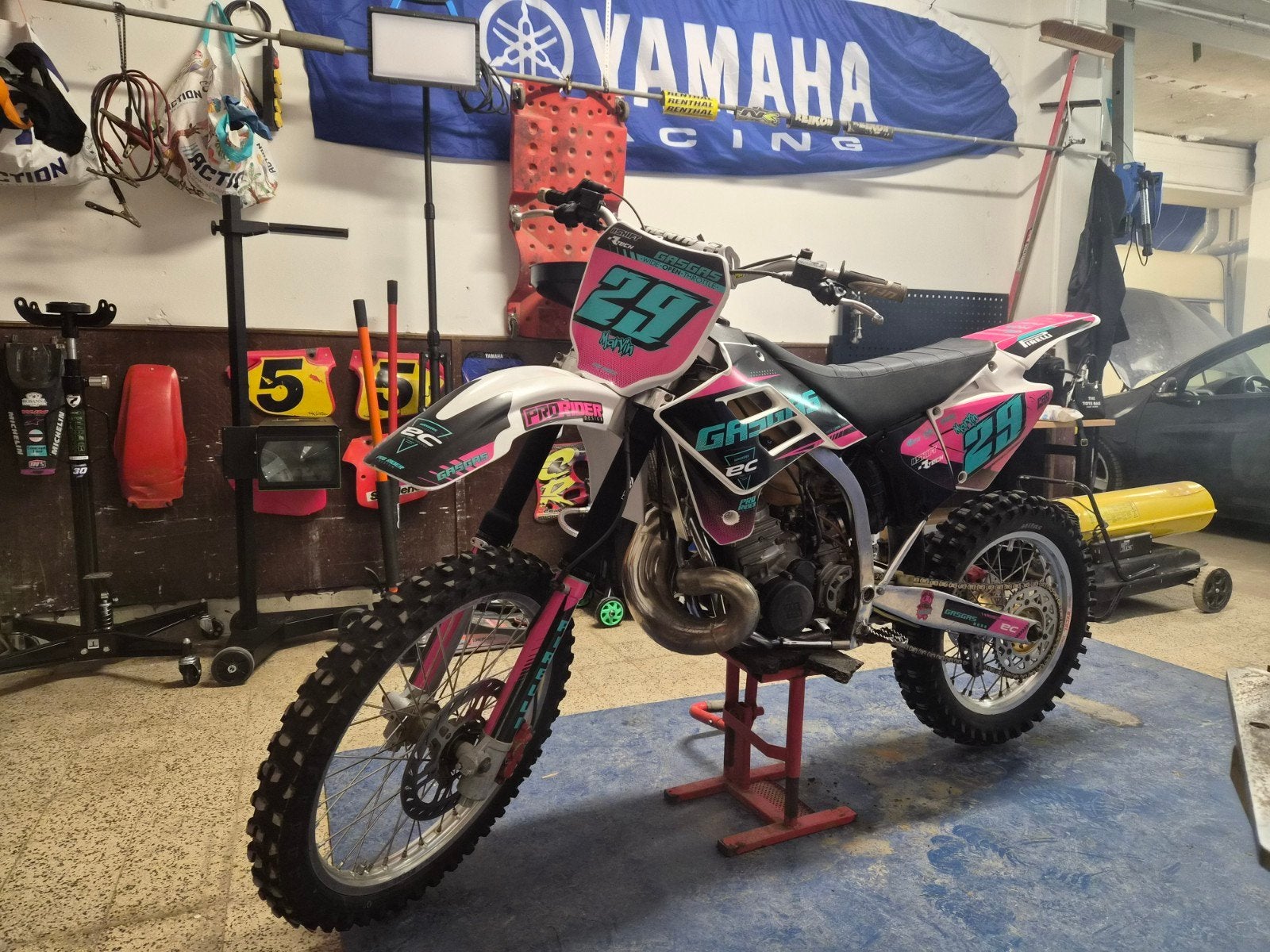 Gasgas 200, Fietsen en Brommers, Brommers | Derbi
