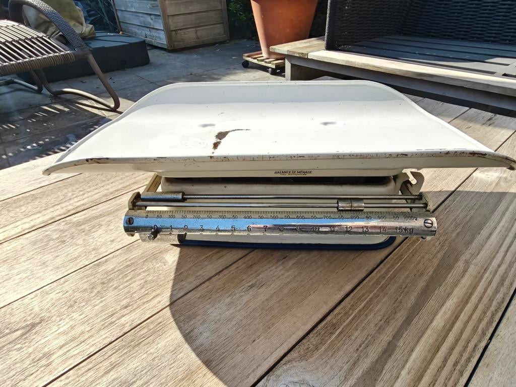 Vintage babyweegschaal, Ophalen, Gebruikt