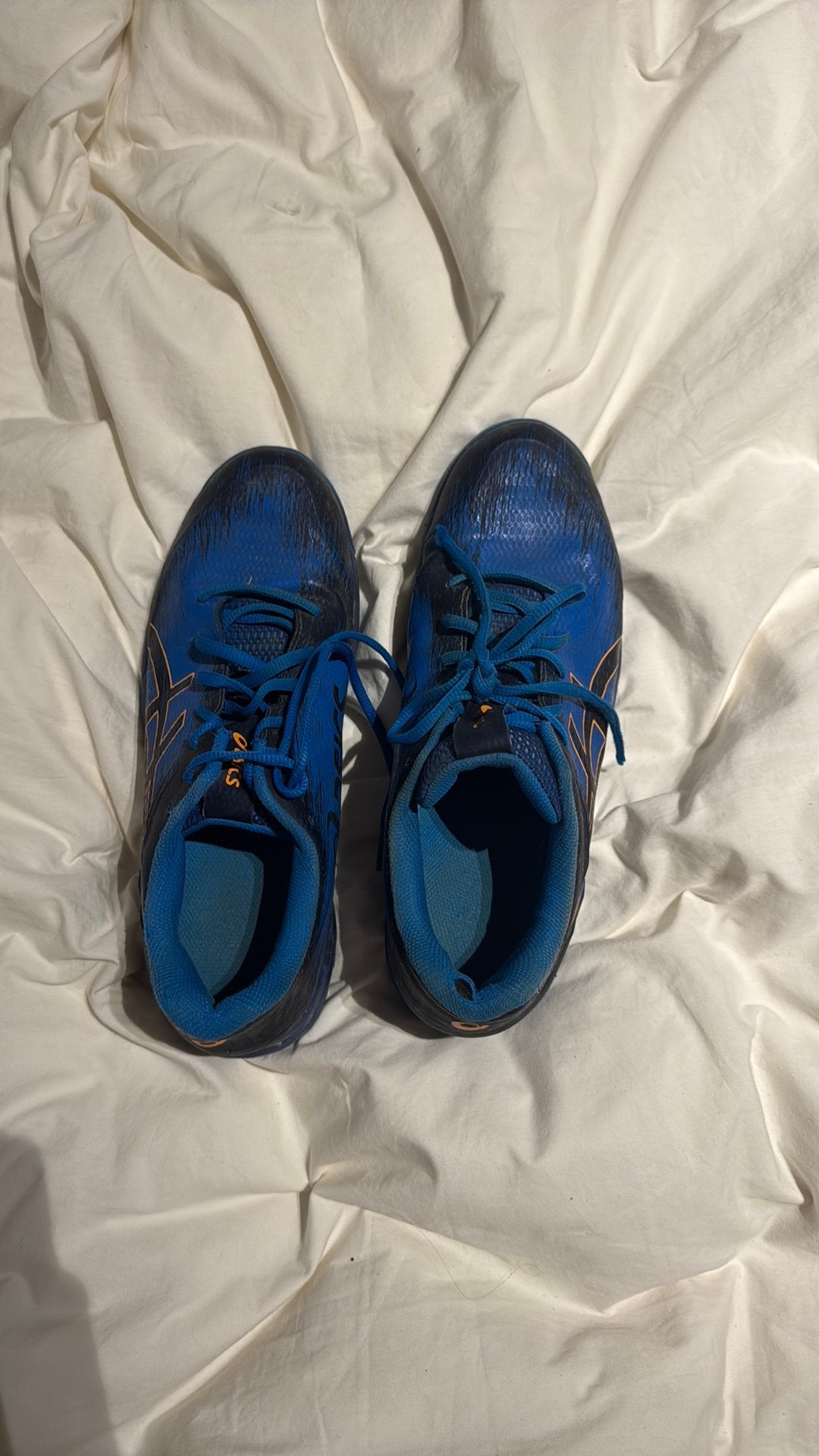 Hockey schoenen asics maat 42, Sports & Fitness, Enlèvement ou Envoi, Utilisé, Chaussures