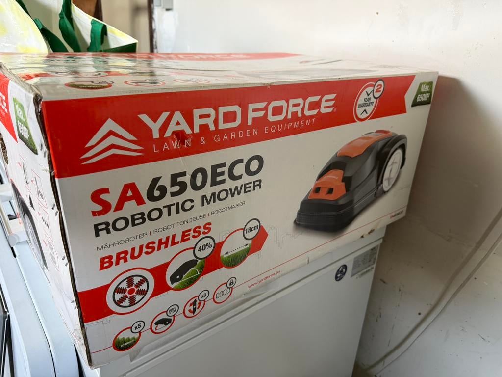 Robotmaaier yardforce sa650eco nieuw in doos, Ophalen, Zo goed als nieuw