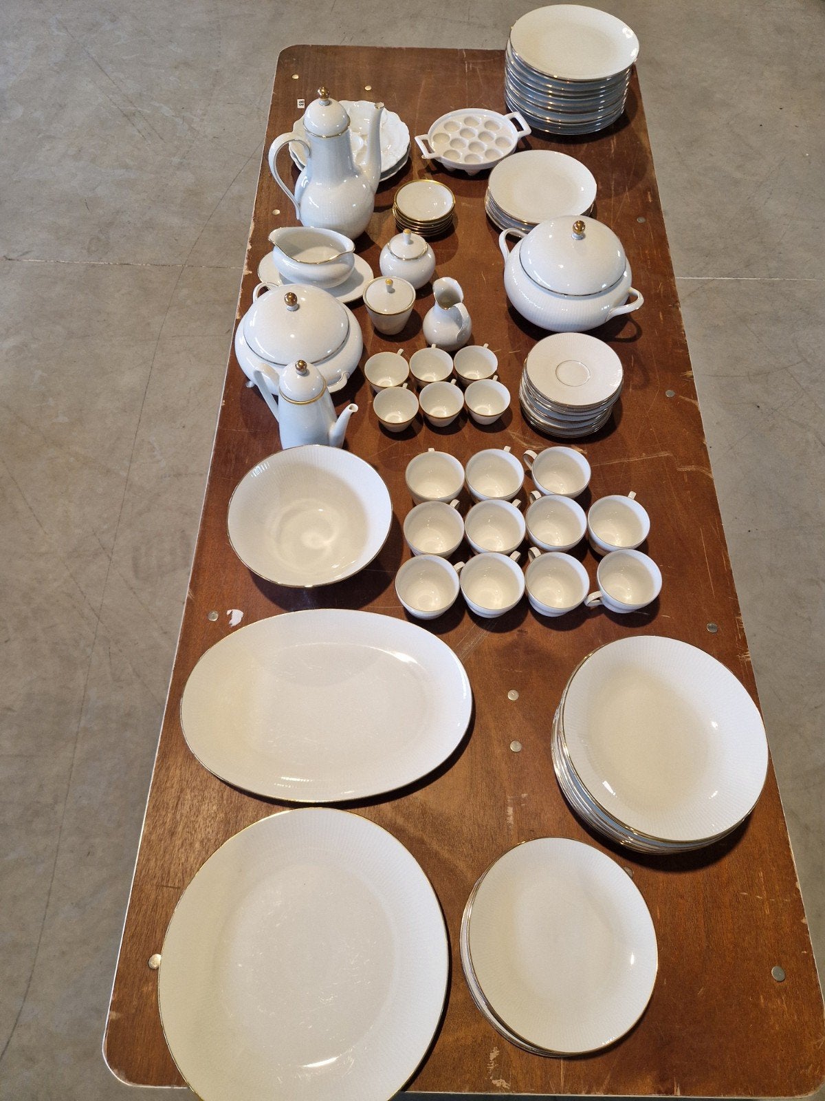 Servies Bavaria Eschenbach, Ophalen