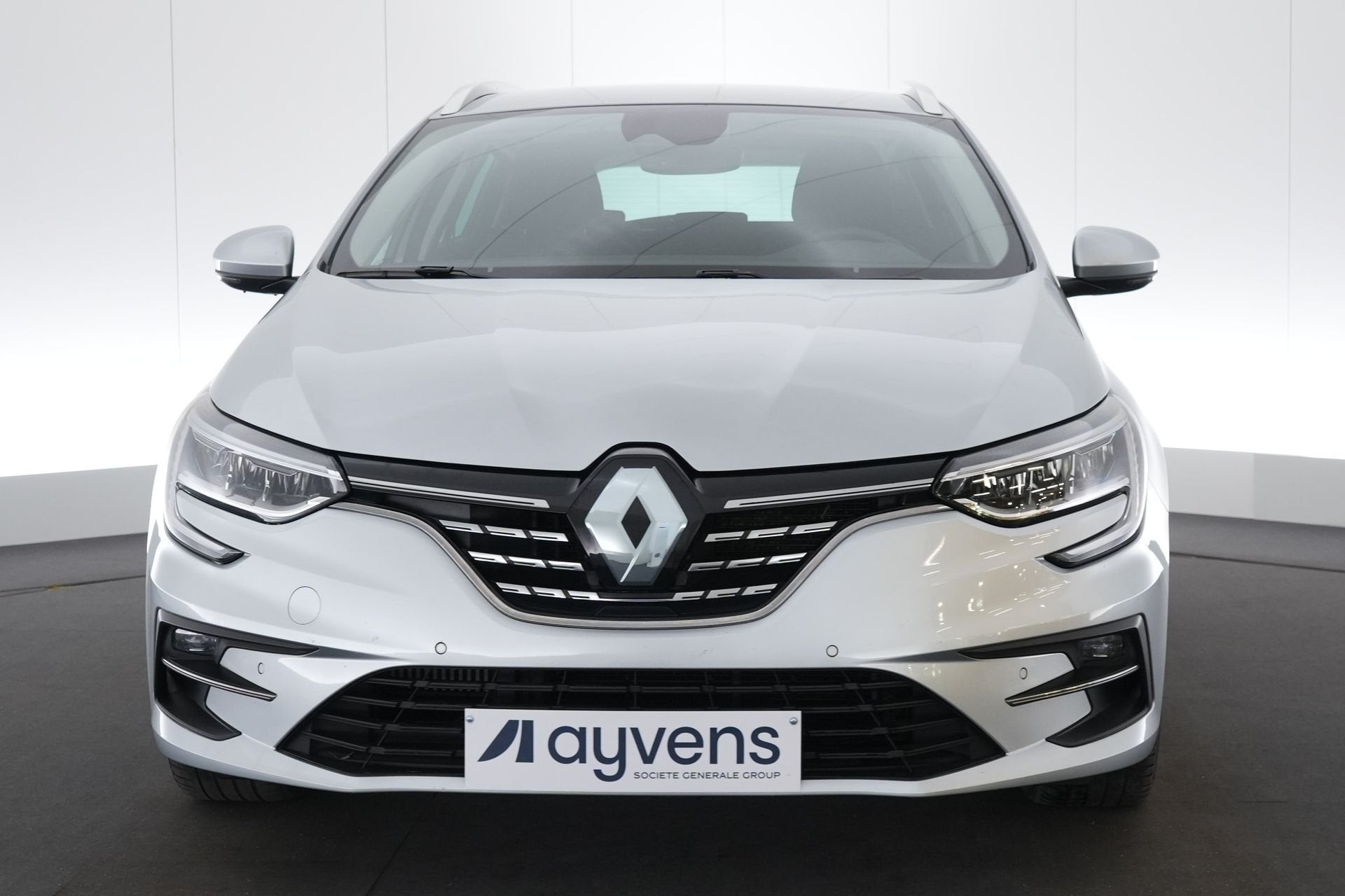 (2DGF192) RENAULT MEGANE GRANDTOUR, Voorwielaandrijving, Stof, Gebruikt, Euro 6