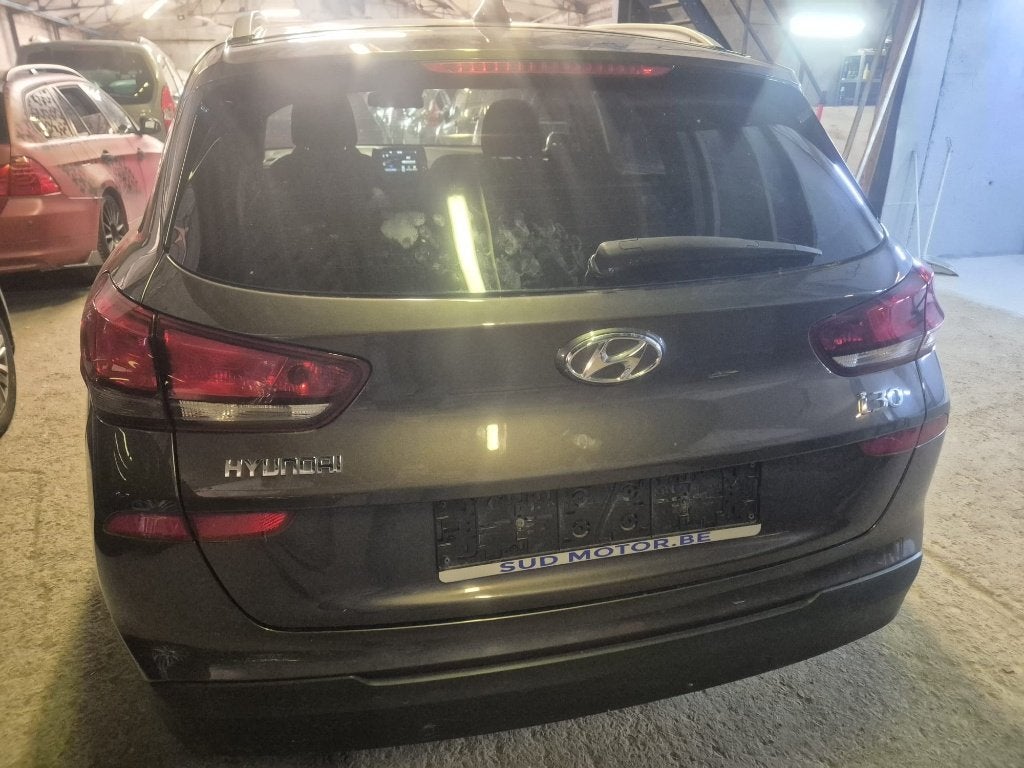 Hyundai i30 Break 1.6 Diesel Problème Moteur, Auto's, Hyundai, Euro 6, Bedrijf, Te koop, 5 zetels