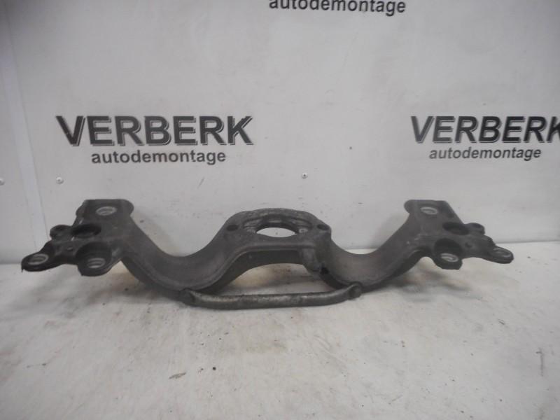 SUPPORT BOITE DE VITESSES Audi A4 (B6) (8e0399265R), Utilisé, Audi