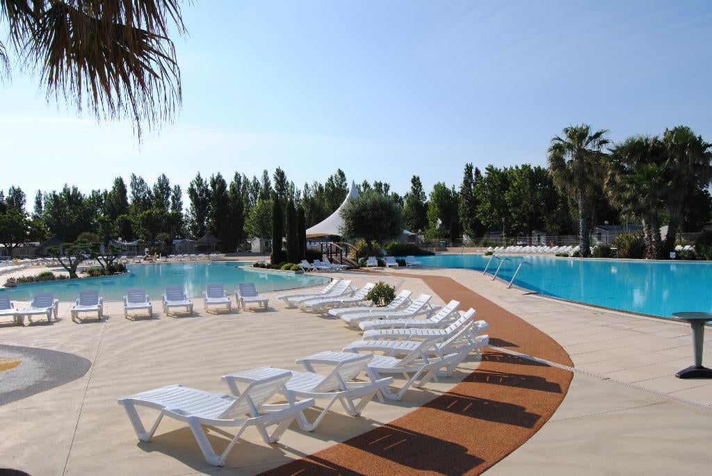 Location vacances Sud de la France Caravane résidentielle, Vacances, Maisons de vacances | France, Languedoc-Roussillon, Chalet, Bungalow ou Caravane